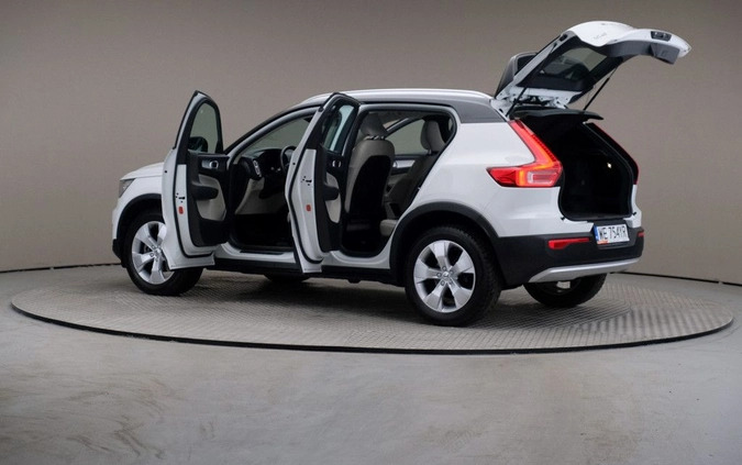 Volvo XC 40 cena 117899 przebieg: 59998, rok produkcji 2020 z Warszawa małe 211